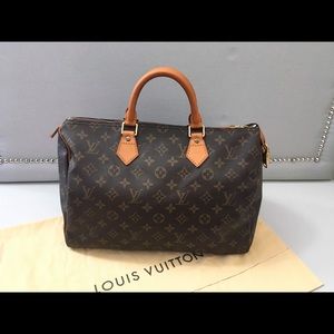 Louis Vuitton Speedy 35